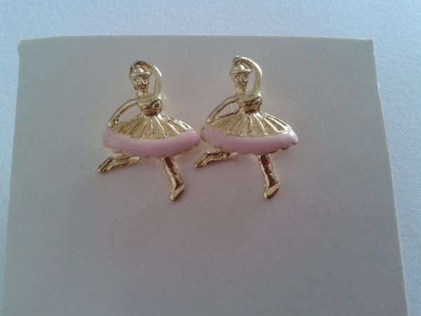 brinco bailarina rosa